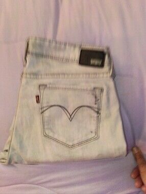 Levi's Demi Curve Low Rise Whitewashed Grey